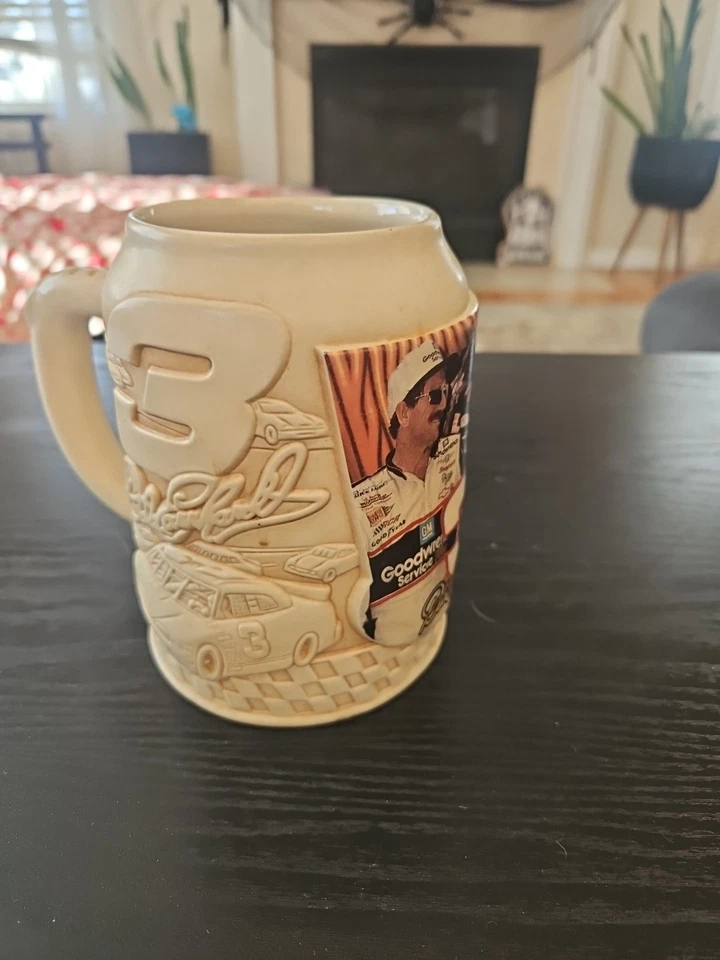 Taza de café/cerveza 3D de cerámica Dale Earnhardt #3 coleccionable. Foto 1 de 1