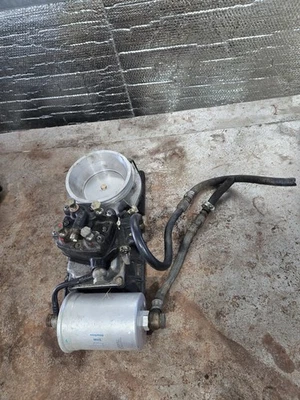 Volkswagen MK1 MK2 Golf BOSCH CIS Distribuidor de inyección de combustible 0 438 100 061 Foto 1 de 4