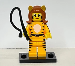 Lego Minifigure da Collezione Serie 14, Set # 71010 - Donna Tigre - Foto 1 di 3