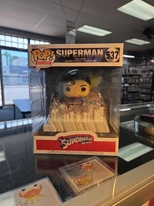 Funko Pop! Deluxe: DC Universe - Superman #537 - Imagen 1 de 6