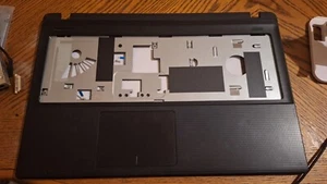 Asus X55C Palmrest 13GNBH4AP010 - Picture 1 of 2