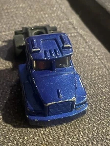 1998 Hot Wheels #65867 LONG HAULERS Racing Team Metallic Dark Blue - Cab Only - Picture 1 of 9
