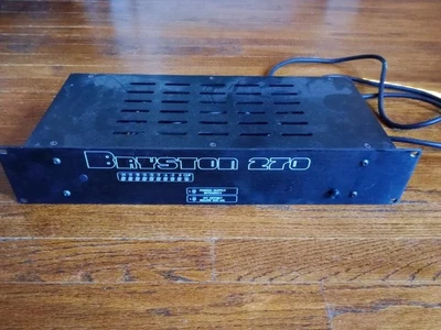 Bryston 270 моноблочный усилитель мощности - моно версия 3b - Изображение 1 из 3