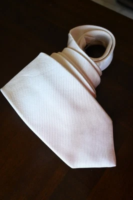 DAVID DONAHUE CORBATA HOMBRE BLANCO/RAYAS ANCHO: 3.25" LARGO: 59" Foto 1 de 4