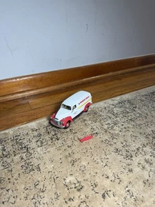 WONDER BREAD 1/34 FIRST GEAR 1949 CHEVROLET PANEL TRUCK RARE VINTAGE - Picture 1 of 24