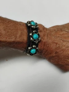 Lederlegierung Silber und Faux Türkis Stein Armband passt bis zu 7,5 Zoll Handgelenk - Bild 1 von 4