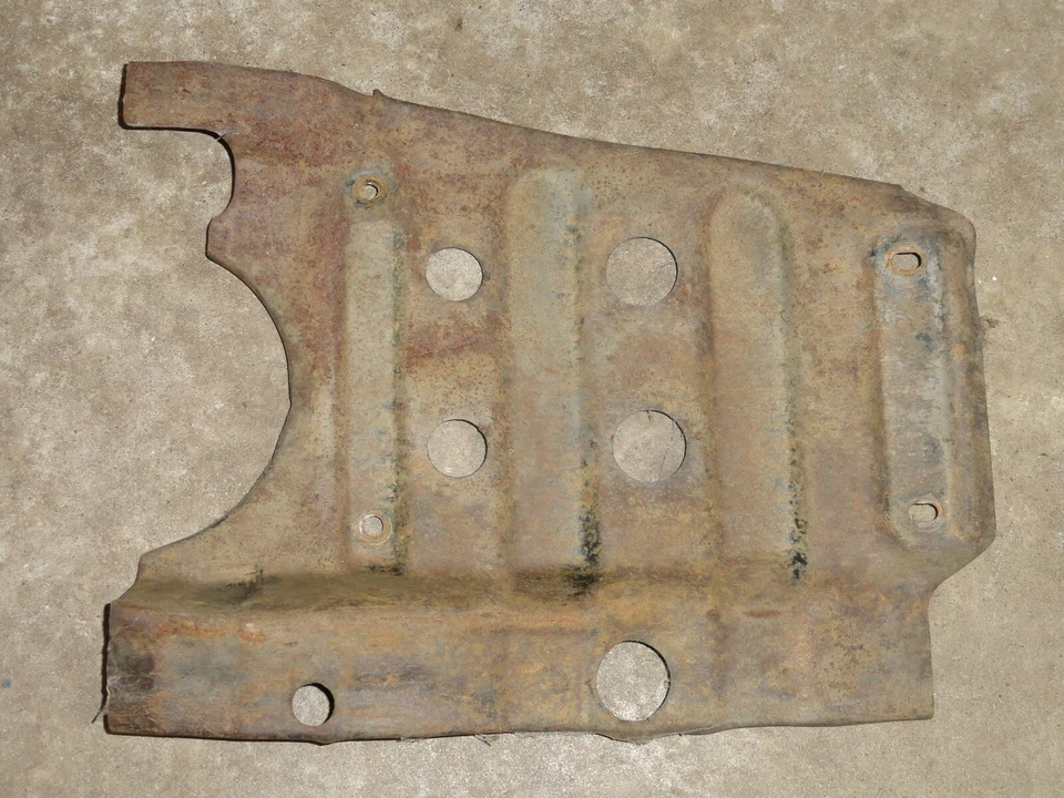 Rear Frame Chain Skid Plate Protector Honda  ATC200S ATC200 ATC 200S 200 S 1984 - Image 1 of 1