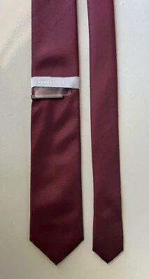 Van Heusen Men’s Slim Tie Spinner 2 Red Necktie W/ Clip - Image 1 of 4