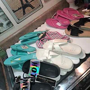 NWT- 9 Pairs of Ladies Flip-Flops & Sandals 5/6-7/8-9/10 - Picture 1 of 4