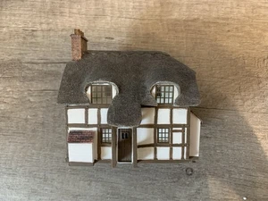 Bachmann Scenecraft 44-0019 OO Gauge Thatched Cottage Boxed - Picture 1 of 7
