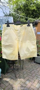 H&M Mens Yellow Slim Fit Chino Shorts 30W Cotton Used Ex.Cond.Belt Loops Pockets - Picture 1 of 10