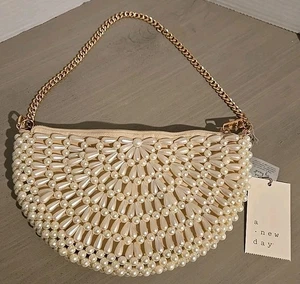 A New Day Perlen Handtasche Geldbeutel mit goldener Schulterkette neu mit Etikett - Bild 1 von 6