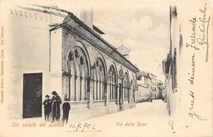 2188) CARTOLINA SALUTO LUCCA VIA ROSA ANIMATA VIAGGIATA 1902 - Picture 1 of 2