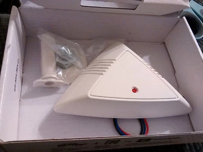 NIB Greengate Ultrasonic Designer Hallway Senor ODC-U-0051-H up to 45 ft one way - Image 1 of 4