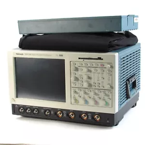 Tektronix TDS7104 Digital Phosphor Oscilloscope 4 Channel NO HDD NO OS No Manual - Picture 1 of 10
