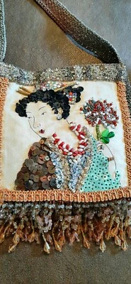 Bolsa asiática com miçangas vintage menina gueixa oriental japonesa lantejoulas cereja e franja de miçangas - Imagem 1 de 4