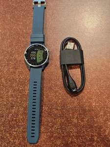 NEW Garmin Approach S44, Silver/Twilight Silicone GPS Golf Smartwatch 43mm - Picture 1 of 10