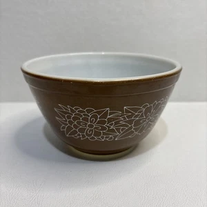 Vintage Pyrex Brown Woodland Mixing Bowl #401  1 1/2 Pint/750ML "Excellent" - Picture 1 of 6