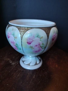 Antique Royal Bayreuth Rose Tapestry Porcelain Vase ~6x6 "  - Picture 1 of 14