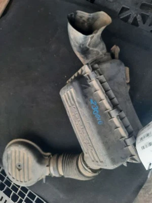 Purificador de aire 3,9 L 00-03 Dodge Dakota 53031770AB Foto 1 de 4