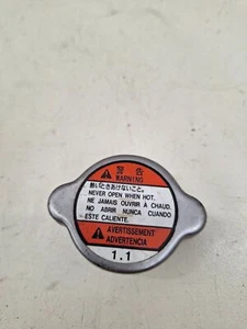 TAPPO RADIATORE SUZUKI SIXTEEN 150 2008 2009 2010 2011 - Picture 1 of 3
