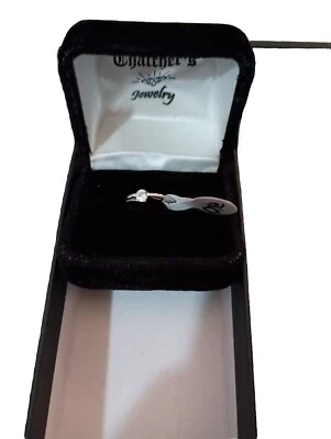 Anillo banda única esmeralda transparente chapado en plata de ley talla 6-6,5 Foto 1 de 2