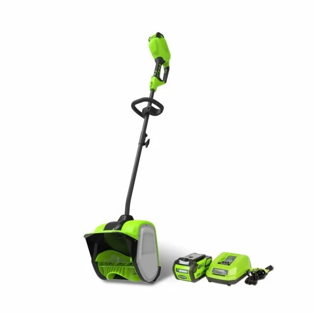 GreenWorks 12" Cordless Snow Blower (2600702)
