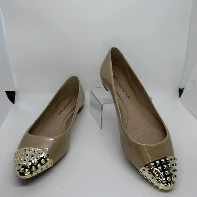 ANTONIO MELANI Milena Mujer 6.5 Planos Dorado Tachonado Charol Beige Nude Foto 1 de 4