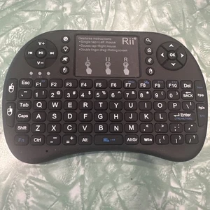 Rii i8+ Wireless Mini Keyboard + Mouse Touchpad Backlight for PC SmartTV - Picture 1 of 2