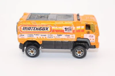 Camión de rally Matchbox Desert Thunder V16 2019 naranja metálico MBX Motorsport Foto 1 de 4
