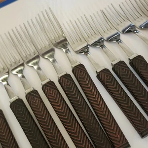 Retroneu Flatware Stainless Chevron Design  Plastic Handle Set 39 PCS RARE - Picture 1 of 2