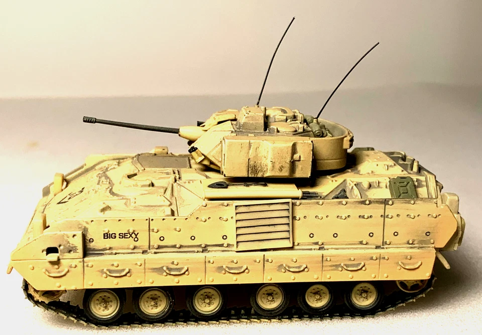 Corgi M2A2 Bradley w.ERA Baghdad 2004 INV# 1715 - Image 1 of 4