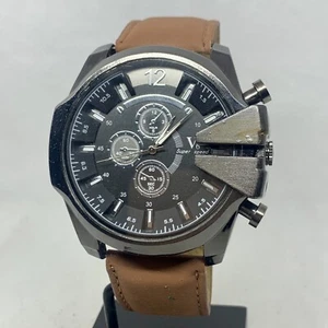 V6 Men’s Quartz Fashion Wristwatch Faux Multi Dials Working - Picture 1 of 19