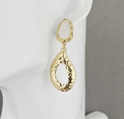 Pendientes Ovalados Oro Poste Colgante Tachuela Puerta Bisagras 2.25" Largo Martillado Foto 1 de 4