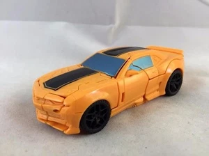 Transformers Age of Extinction Bumblebee figura film completa in un solo passo - Foto 1 di 4