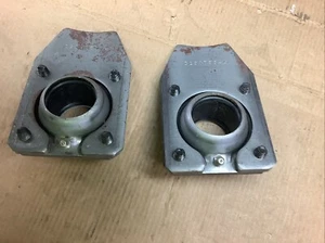 Nos A3299T5844 Genuine Meritor Bracket Camshaft Sprt W 2-Pk - Picture 1 of 4