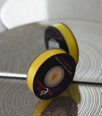 Декор предметы первой необходимости двусторонняя атласная лента 15 мм x 20 м рукоделие канцелярские товары флорист - Изображение 1 из 2