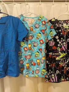 Scrubs Marvel/Dickies/Alice In Wonderland/Nightmare Before Xmas Size Small - Picture 1 of 8