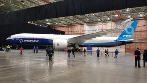 BOEING PLANE 777 ROLLOUT 777X POSTER LUCIDO IMMAGINE STAMPA FOTO BANNER 9623 - Foto 1 di 1