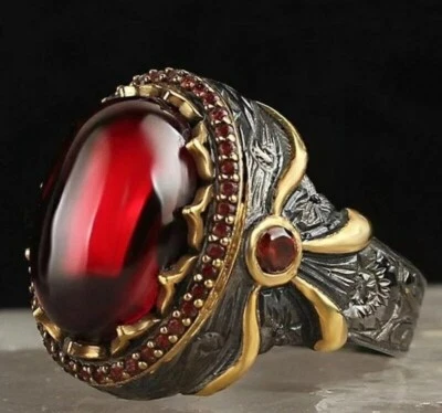 Anillo tótem vintage de dos tonos con piedra roja radiante y circón. Estilo audaz talla 12 Foto 1 de 4