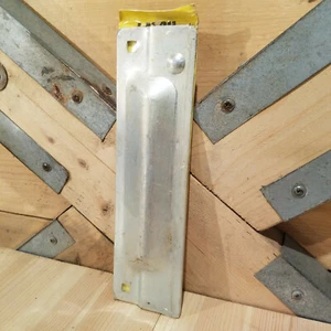 Latch Gard Latch Piastra di protezione antimanomissione fienile swanky - Foto 1 di 12