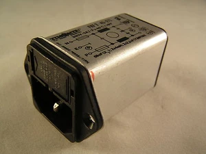 Timonta FKF2-45-2/I Sicherungsnetzfilter IEC Eingangsbuchse 250VAC 2A Swiss OM0388c - Bild 1 von 4