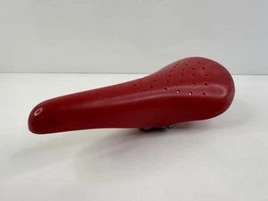 Rare Vintage 1981 Ariake Jaguar II Cycle Pro Shot Gun BMX Racing Seat Red Japan - Picture 1 of 9