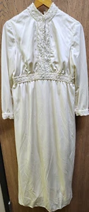 Vintage 1970s Satin Bohemian Cottage Core Ivory Cream Wedding Dress READ DESC - Picture 1 of 24