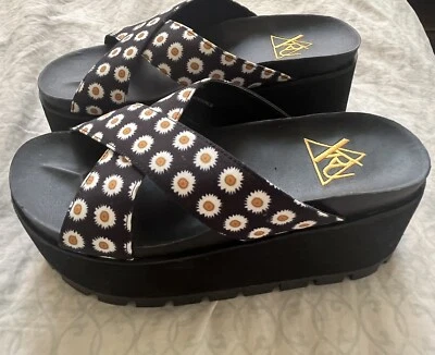 YRU Ocean Girasol Margarita Plataforma Toboganes Grunge Gótico Punk Negro Mujer Talla 7/38 Foto 1 de 4