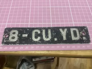 Vintage Truck,Van,Lorry 8 Cubic Yard Capacity Cast Alloy Plaque/Plate 18x4 cms - Picture 1 of 5