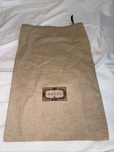 Auténtica bolsa antipolvo Gucci tamaño mediano 11” x 17” pulgadas - Nueva colección - Imagen 1 de 4