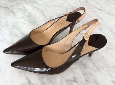 "Bombas Louis Vuitton vintage con honda trasera marrón charol tacón bajo 3"" talla 38" Foto 1 de 4