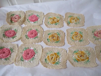 LOTE DE 14 ROSAS ELEVADAS VINTAGE CROCHET ABUELA CUADRADOS ROSA AMARILLO MULTI PK WT Foto 1 de 4