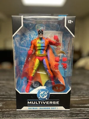 Figura de acción DC Multiverse BATMAN (Traje Arco Iris) roja edición platino persecución NUEVO Foto 1 de 4